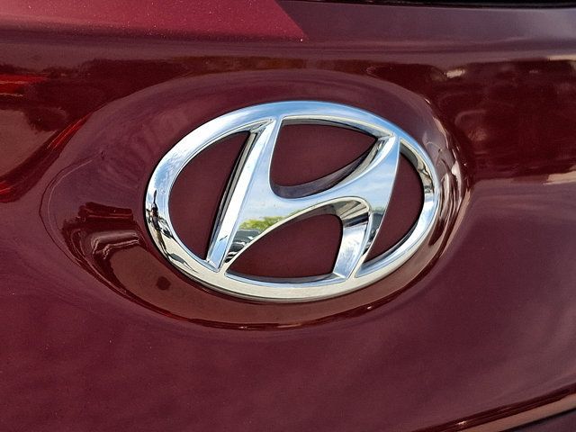 Certified 2023 Hyundai Kona SEL AWD/4WD image 30