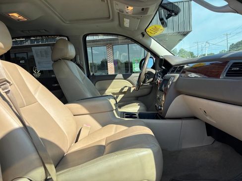 Used 2013 Chevrolet Silverado 2500 LTZ w/ LTZ Plus Package AWD/4WD image 27