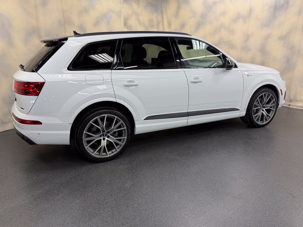 Used 2019 Audi Q7 3.0T Prestige AWD/4WD image 10