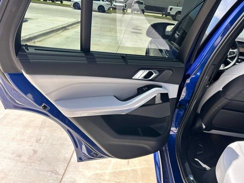 Used 2025 BMW X5 M60i w/ Executive Package AWD/4WD image 12