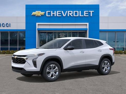 New 2026 Chevrolet Trax LS FWD image 2