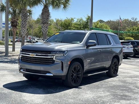 Used 2021 Chevrolet Tahoe LT w/ LT Signature Package image 12