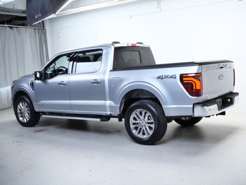 Used 2025 Ford F150 Lariat w/ Equipment Group 501A Mid AWD/4WD image 9