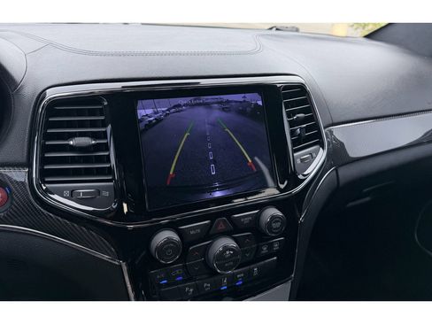 Used 2019 Jeep Grand Cherokee SRT image 18