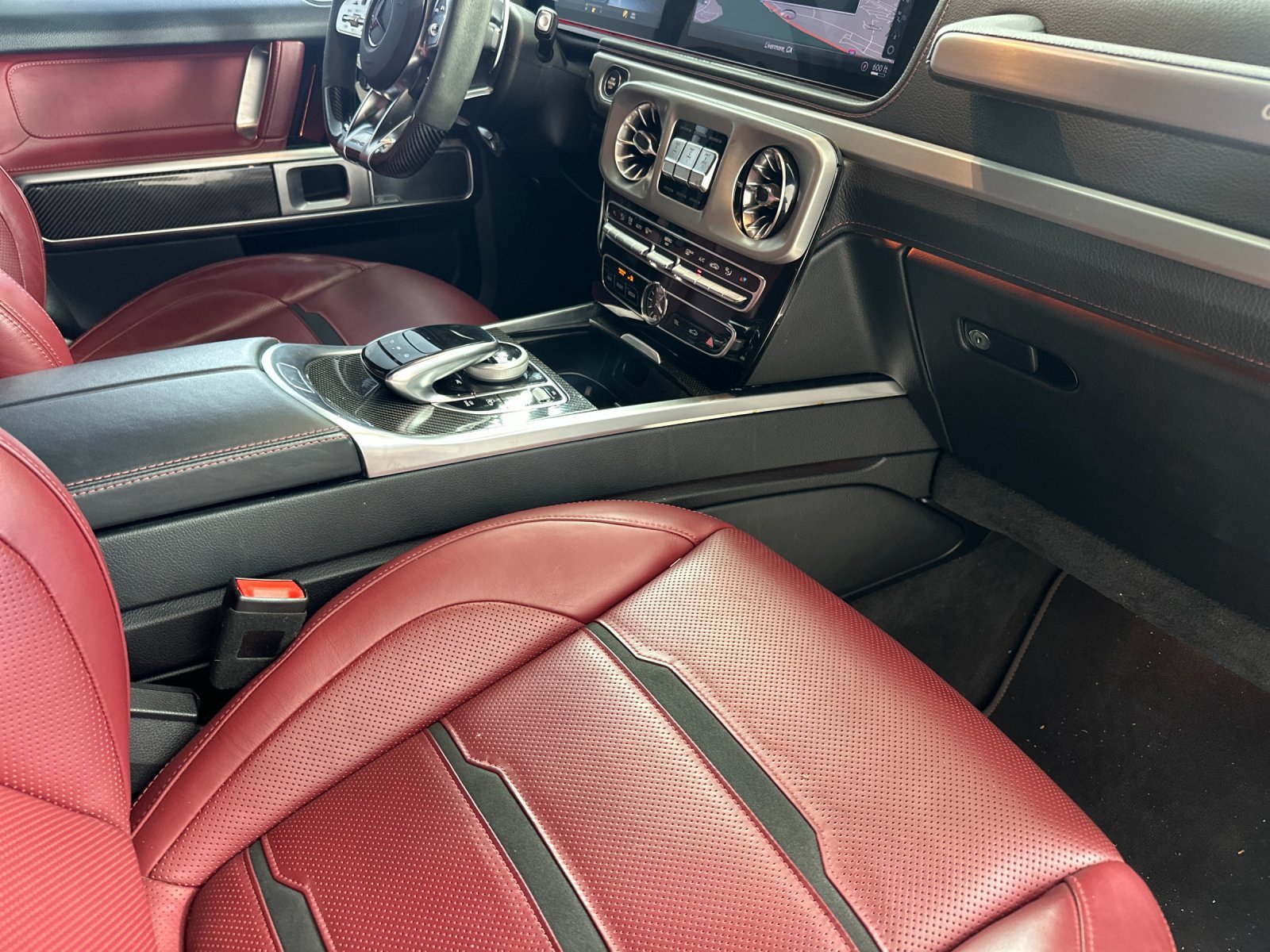 Used 2021 Mercedes-Benz G 63 AMG 4MATIC w/ AMG Night Package Plus image 16