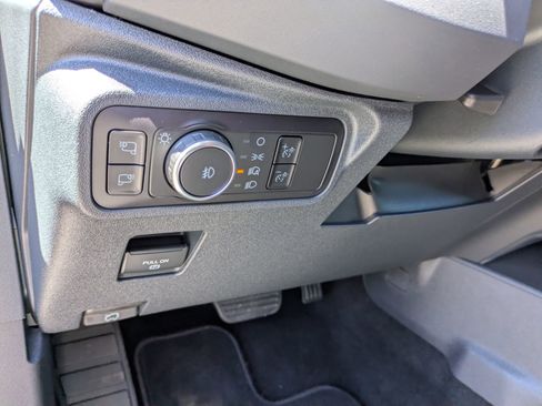 Certified 2025 Ford Bronco Badlands AWD/4WD image 18