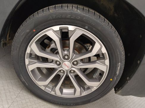 Used 2019 GMC Terrain SLT FWD image 31