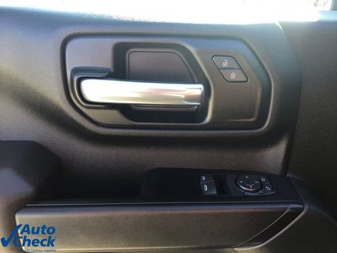 Used 2024 Chevrolet Silverado 2500 W/T w/ WT Convenience Package image 17