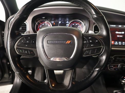 Used 2021 Dodge Charger SXT w/ Driver Convenience Group image 3