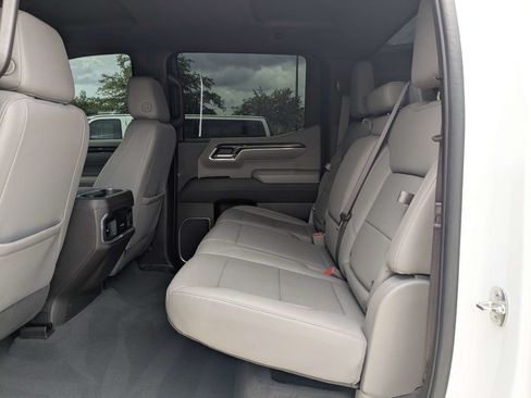 Used 2024 Chevrolet Silverado 1500 LTZ AWD/4WD image 15