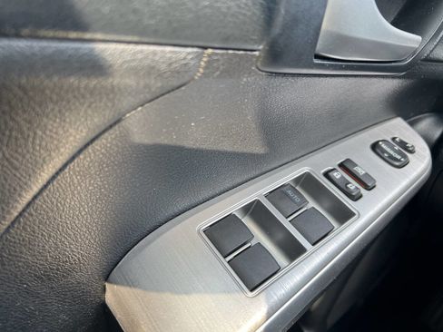 Used 2012 Toyota Camry SE image 21