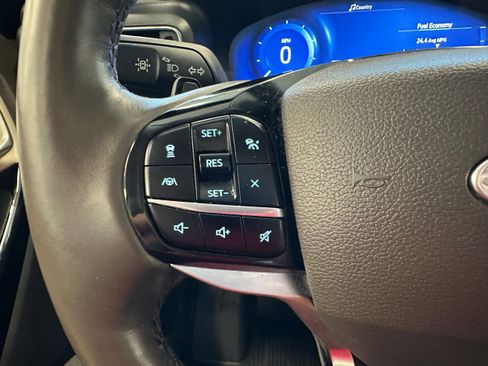 Used 2021 Ford Explorer Platinum w/ Equipment Group 601A image 24