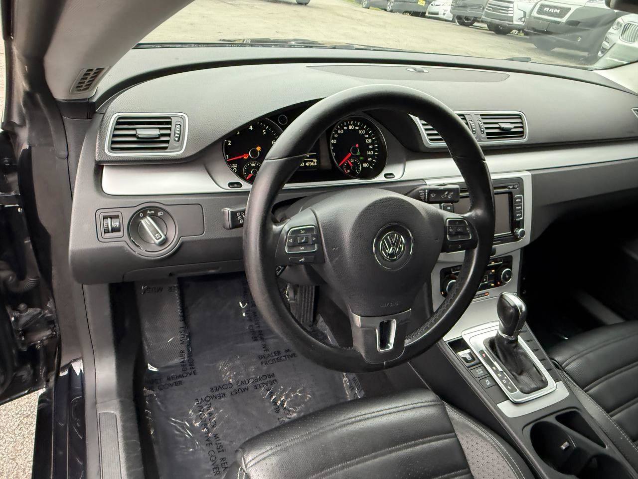 Used 2012 Volkswagen CC Sport FWD image 16