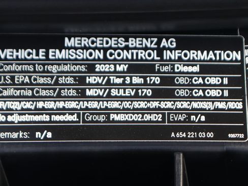 Used 2023 Mercedes-Benz Sprinter 2500 image 16