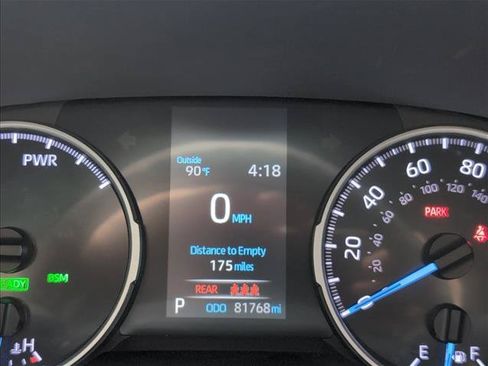 Used 2021 Toyota RAV4 XLE AWD/4WD image 13