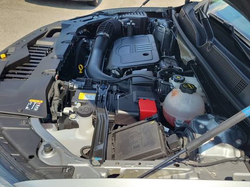 Used 2025 Chevrolet Blazer LT FWD image 38