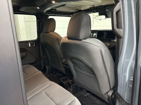 New 2026 Jeep Wrangler Willys AWD/4WD image 28