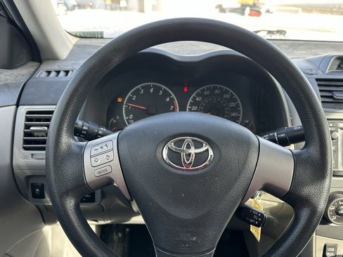 Used 2013 Toyota Corolla LE w/ Premium Pkg image 18