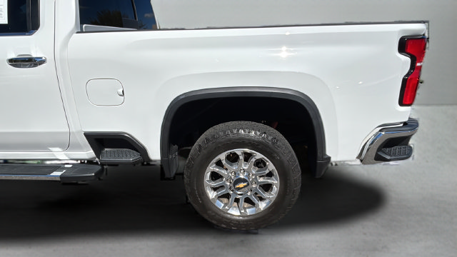 Used 2024 Chevrolet Silverado 2500 LTZ w/ LTZ Premium Package AWD/4WD image 42