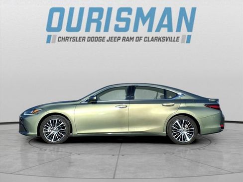 Used 2024 Lexus ES 300h w/ Premium Package image 6