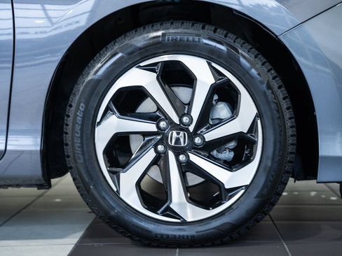Used 2017 Honda Accord EX-L image 14