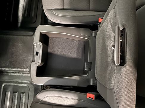 Used 2025 Chevrolet Silverado 2500 LT w/ Convenience Package image 24