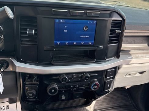 Used 2024 Ford F350 XL w/ XL Chrome Package image 9