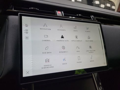 New 2026 Land Rover Range Rover Velar Dynamic SE image 31