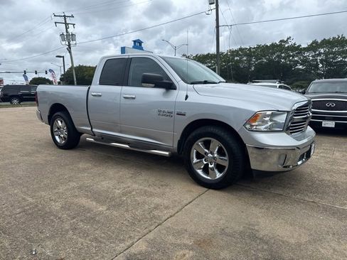 Used 2018 RAM 1500 Big Horn image 3