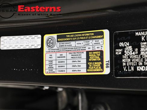 Used 2025 Kia Soul LX w/ LX Technology Package FWD image 34
