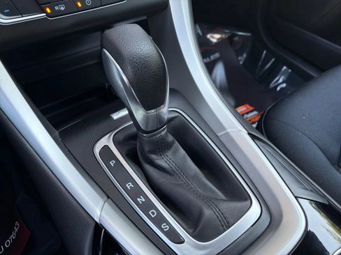 Used 2016 Ford Fusion SE AWD/4WD image 24