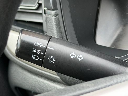 Used 2017 Honda CR-V LX image 34