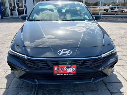 New 2026 Hyundai Elantra Sport FWD image 2