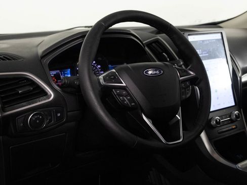 Used 2022 Ford Edge SEL image 31