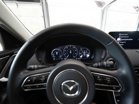 Used 2024 MAZDA CX-90 Plug-In Hybrid w/ Premium Pkg AWD/4WD image 15