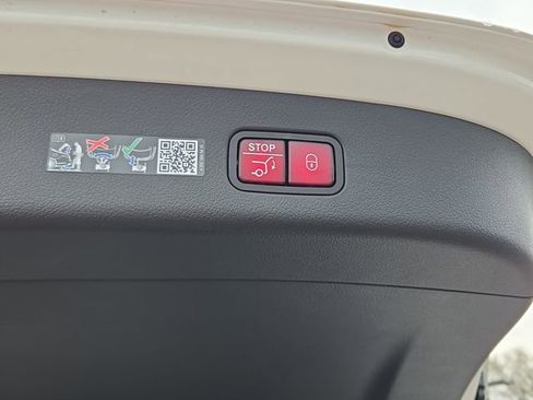 New 2026 Mercedes-Benz GLC 300 4MATIC image 31