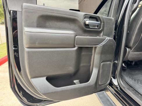 Used 2020 GMC Sierra 2500 AT4 w/ AT4 Premium Package image 12