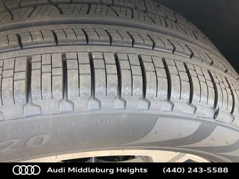 Used 2025 Audi Q7 2.0T Premium w/ Convenience Plus Package image 18