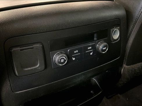 Used 2019 GMC Yukon XL Denali AWD/4WD image 12