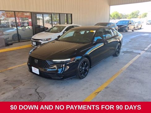 Used 2025 Honda Accord SE image 1