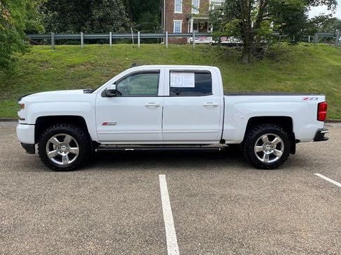 Used 2017 Chevrolet Silverado 1500 LT w/ All Star Edition AWD/4WD image 23