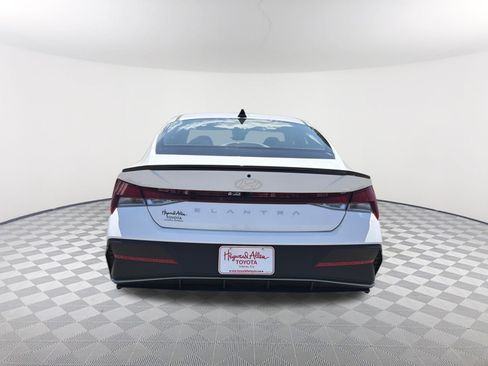 Used 2026 Hyundai Elantra Sport FWD image 14