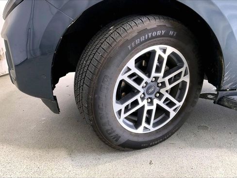 Used 2025 Ford Expedition Max Active RWD image 20
