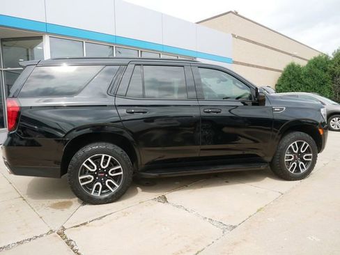 Used 2022 GMC Yukon AT4 image 8