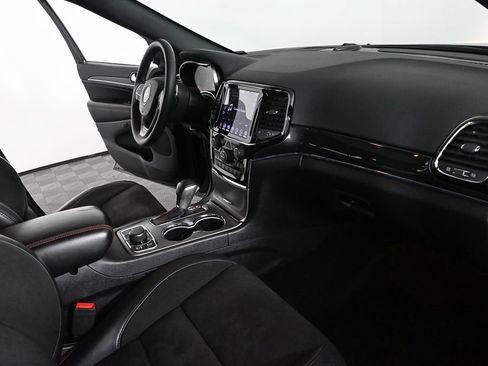 Used 2020 Jeep Grand Cherokee Trailhawk AWD/4WD image 23