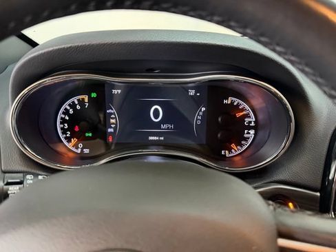 Used 2022 Jeep Grand Cherokee Limited AWD/4WD image 28