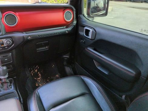 Used 2019 Jeep Wrangler Unlimited Rubicon image 17