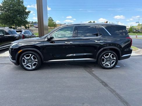 Used 2024 Hyundai Palisade Limited FWD image 5