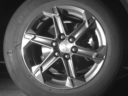 Used 2025 Chevrolet Blazer LT FWD image 13