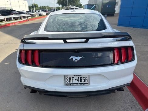 Used 2022 Ford Mustang Coupe w/ Equipment Group 101A RWD image 5